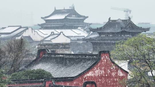 江南雪景古镇雪景浙江盐官古城