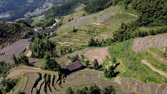 航拍山村田园湖南紫鹊界梯田