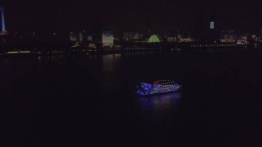 大疆Air 2S航拍武汉长江大桥与武汉江滩夜景视频素材模板下载