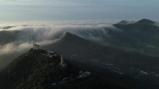 云海山川日出航拍