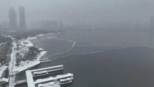 武汉沙湖公园大雪航拍