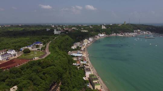 涠洲岛海边风浪火山岩海岛风景4