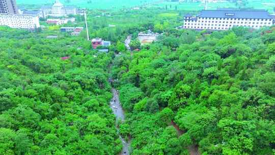 航拍峄城仙人洞风景区仙气缭绕