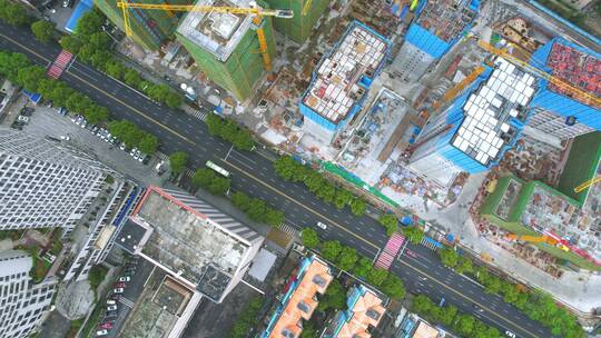 鸟瞰城市建筑工地道路交通