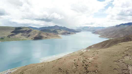 航拍西藏羊湖