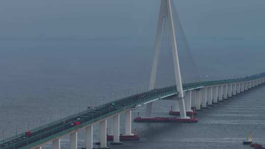 航拍杭州湾跨海大桥海天一洲