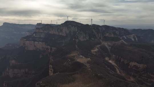 山 山路 山上 航拍 崎岖 陡峭