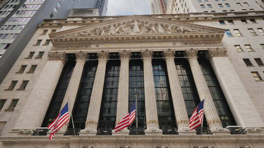纽约华尔街的证券交易所视频素材模板下载