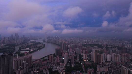 广州城市天空白云飘过航拍全景