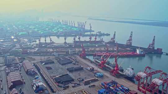 港口码头集装箱海运物流新质生产力