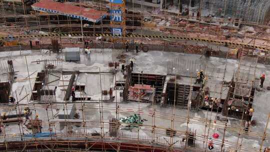 建筑工地工人施工场景