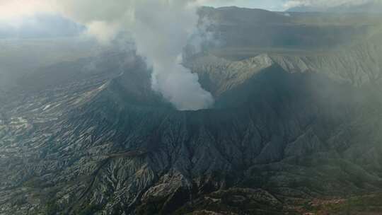 航拍Bromo火山云海视频素材模板下载