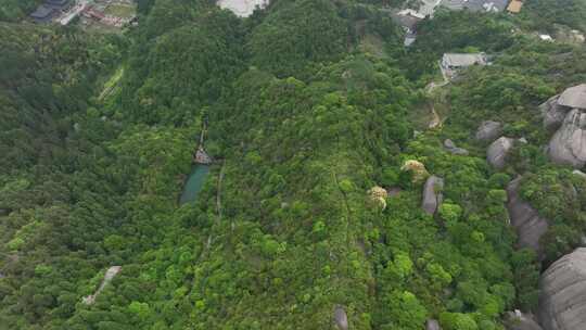 航拍福建宁德福鼎太姥山海上仙山风光