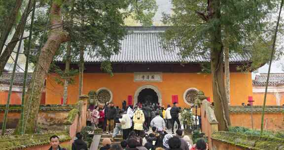 浙江台州国清寺天台山寺庙隋代古刹游客人流