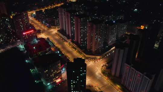 城市建筑大楼道路交通夜景视频素材模板下载