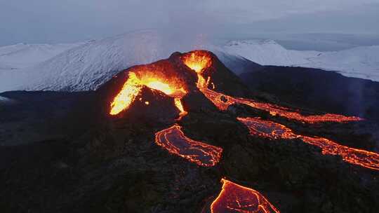 火山，熔岩，喷发，火山口