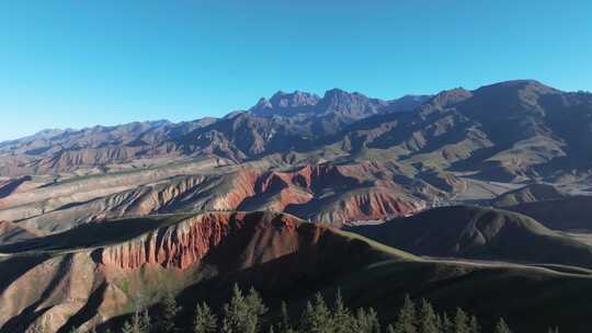 青海海北祁连县卓尔山风景区丹霞地貌