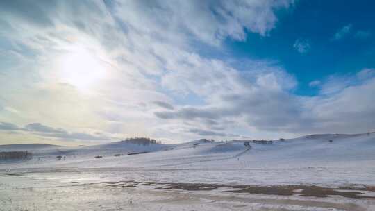 冬季内蒙古乌兰布统蓝天白云雪景