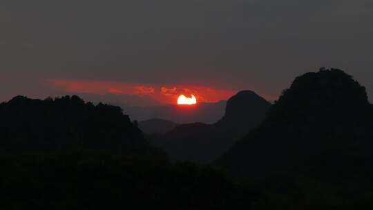 云南普者黑日落夕阳