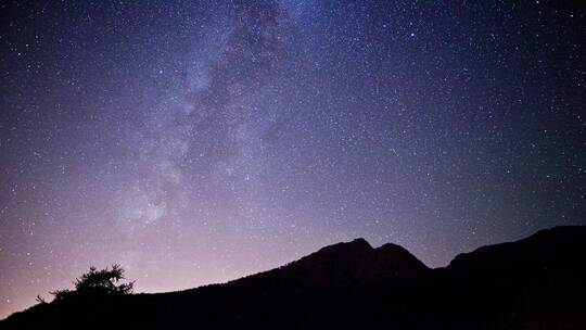 夜景山上星空延时