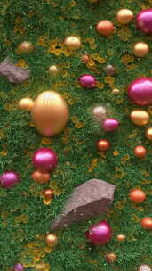 复活节快乐，金色讲台上的鸡蛋，晴天里的草