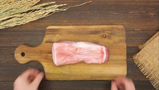 猪肉切片