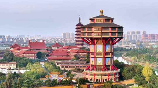 航拍扬州高旻寺运河河道寺庙塔游客全景空景