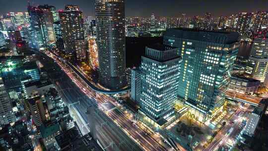 灯火通明城市夜景/写字楼里加班