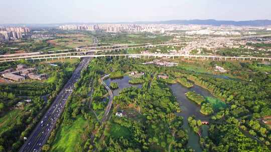 成都白鹭湾湿地公园和城市绿道白昼航拍实时