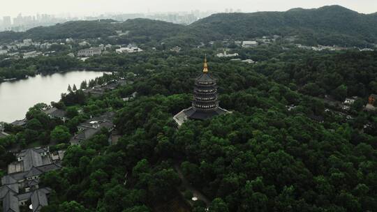 航拍西湖雷峰塔