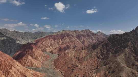 乌恰天山昆仑山交汇地貌航拍