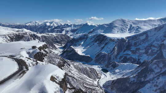 佐治亚州古多里美丽雪山的鸟瞰图