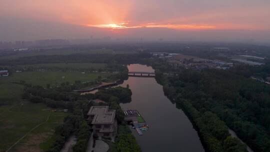 航拍西安汉长安城未央宫遗址公园夕阳全景