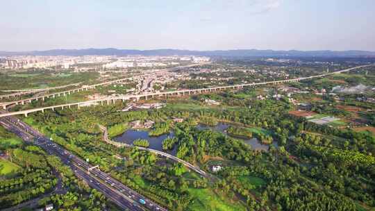 成都白鹭湾湿地公园和城市绿道白昼航拍实时