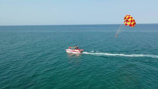 广西涠洲岛水上滑翔伞