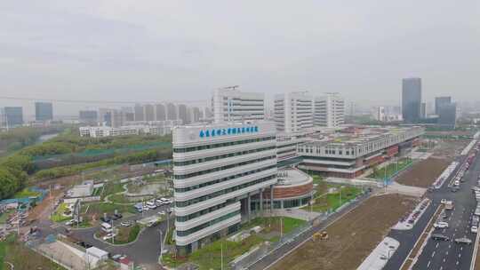 南京医科大学附属苏州医院主楼航拍展示