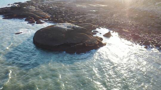 海岸边石头海水航拍视频素材模板下载