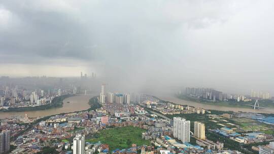 积雨云 局部下雨