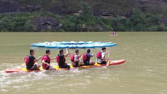 夏天郴州西河风光带五里牌水上运动划船1