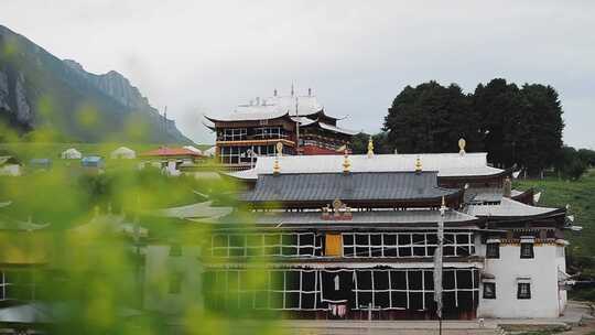 郎木寺建筑外景