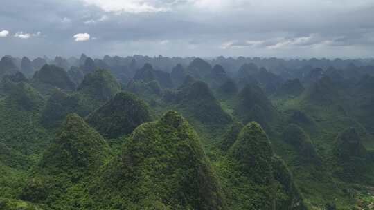 桂林阳朔漓江景区浪洲村航拍自然风光