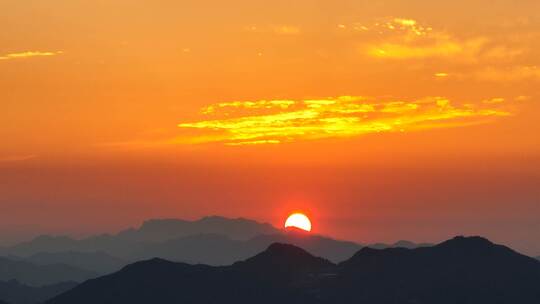 日出日落夕阳火烧云