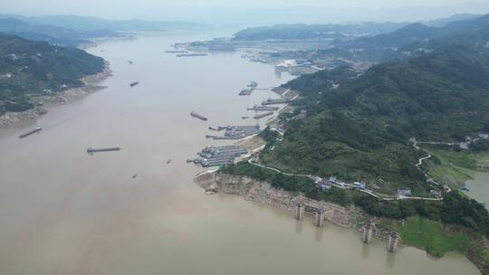 航拍壮丽山河湖北长江三峡风光