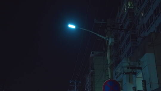 城市街道路灯