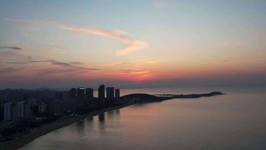 傍晚 威海国际海水浴场风光航拍素材