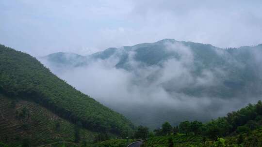 云雾缭绕的大山高山延时摄影