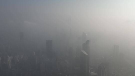 上海静安区雾天航拍