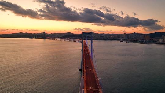 大连星海湾大桥航拍 航拍跨海大桥黄昏 大桥视频素材模板下载