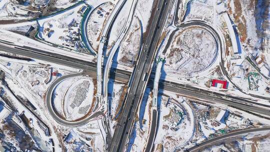 航拍冬季雪后城市立交桥城市风景视频素材