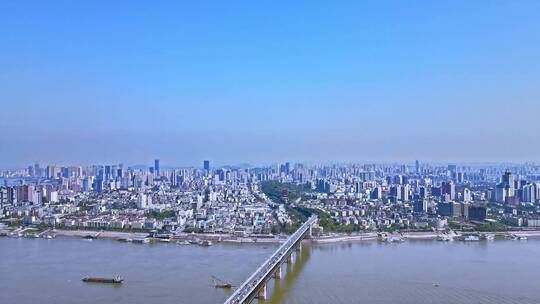 武汉长江大桥长江轮渡武汉桥城市全景视频素材模板下载